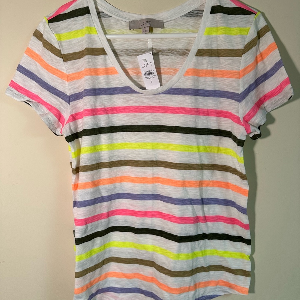 NWT LOFT Fitted White and Yellow Short Sleeve Tee